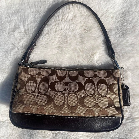 Vintage Coach Dark Brown Hampton Demi Baguette 6094. Y2K - Picture 7 of 9